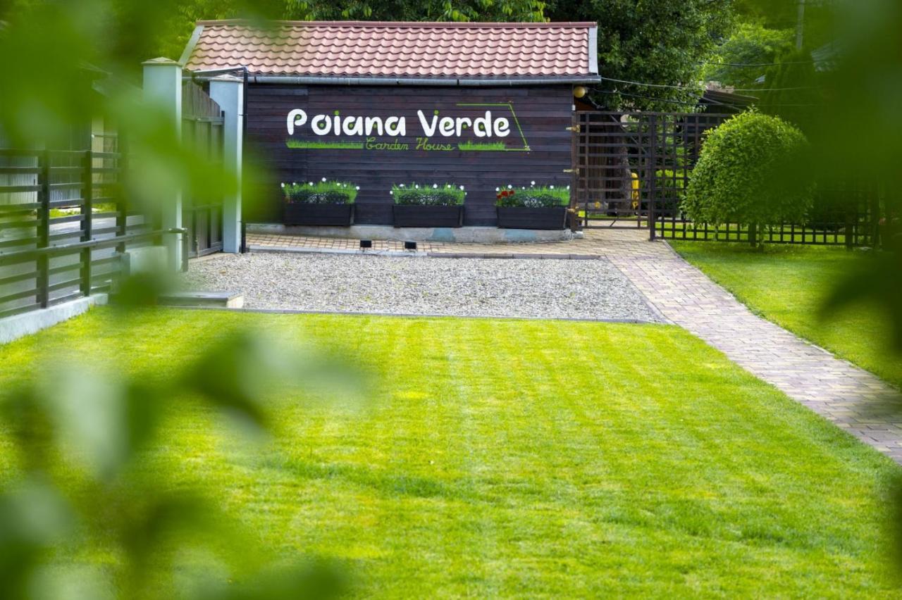 ホテル Poiana Verde Garden House Poiana Campina エクステリア 写真